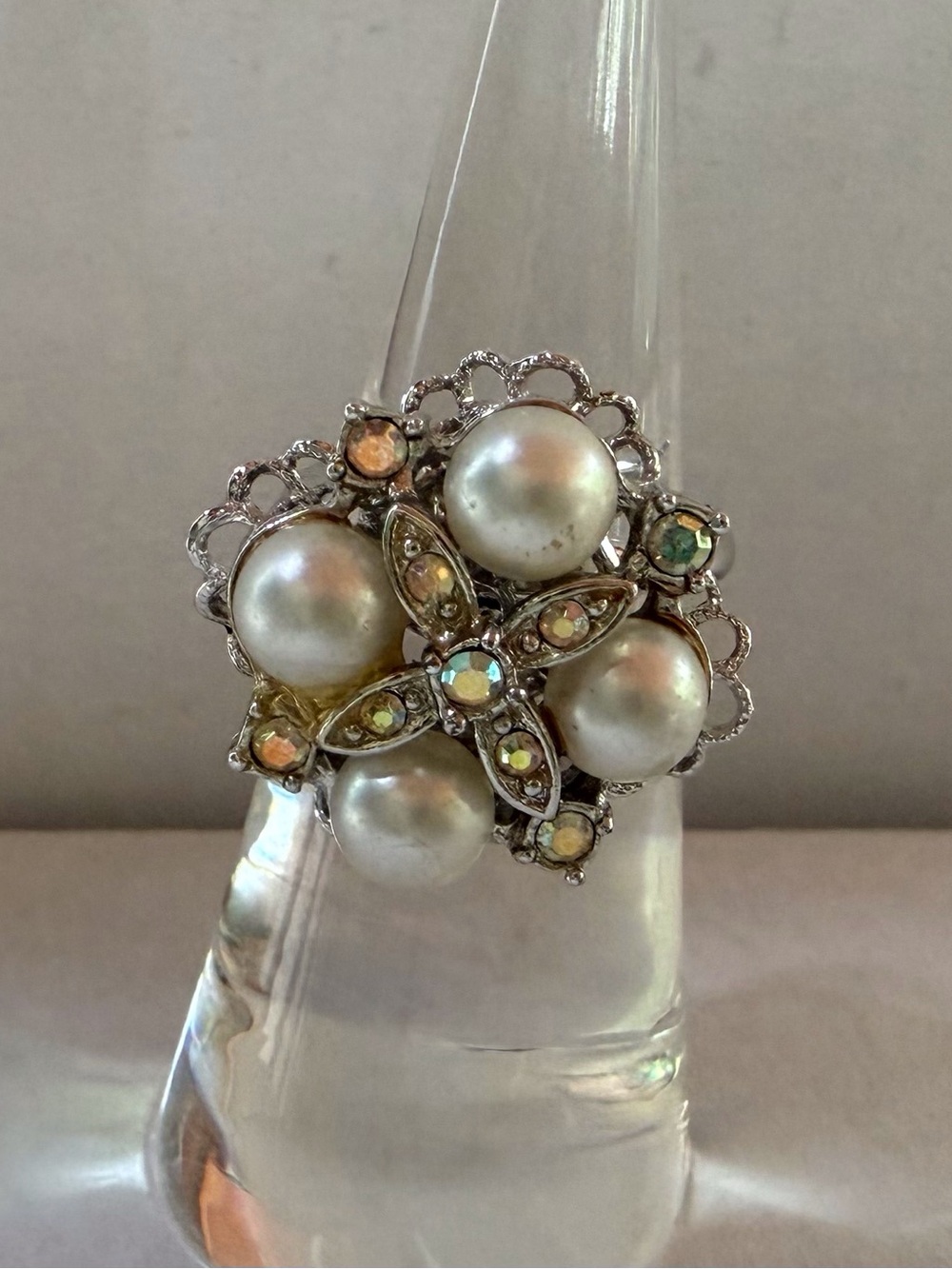 Vintage Sarah Coventry, Camelot ring from 1969